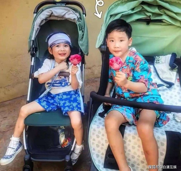 王阳全家出游被拍!老婆高斯素颜低调,女儿迷你版妈妈超可爱