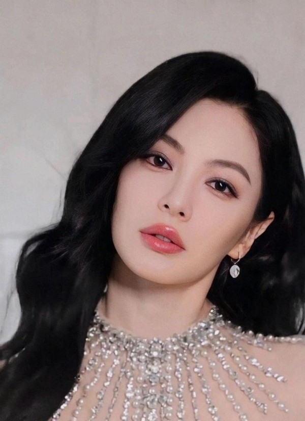 2026开年娱乐圈三连崩:张雨绮疑代孕插足、彭十六偷税被追罚、金晨肇事顶包遭通报