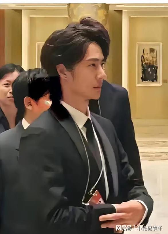 我总觉得啊,娱乐圈可能要变天了