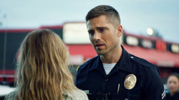 《菜鸟老警》来喽，换个职业这么测试新人会不会挨揍啊