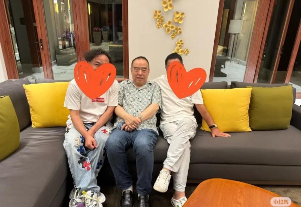 5万皮鞋配金表!陈凯歌三亚豪宅曝光,74岁艺术家为何不退休?