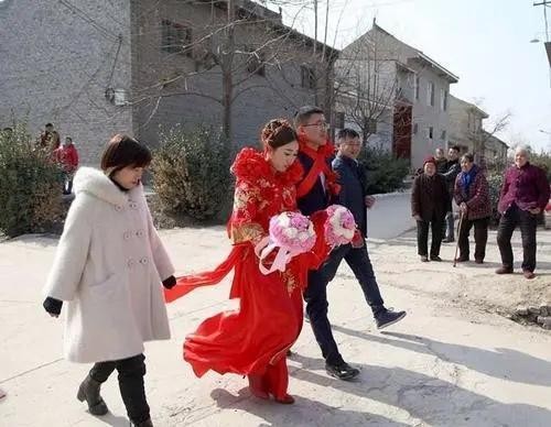 在山东农村，相亲、订婚、结婚都有哪些规矩？有什么需要注意的