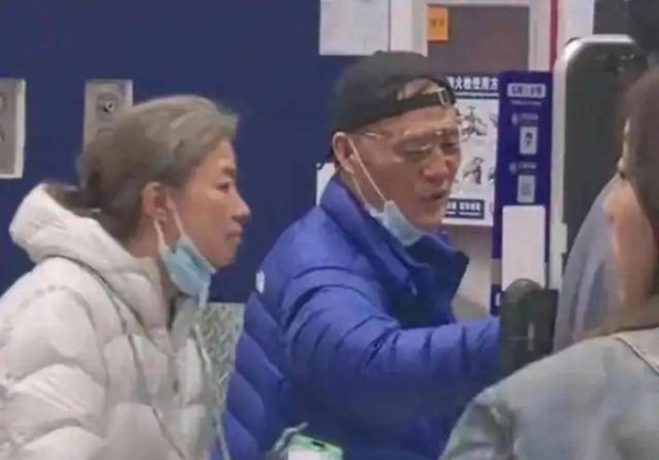 邓超调侃迟蓬：吃自助餐怎么不叫上我和孙俪？迟蓬回复超好笑