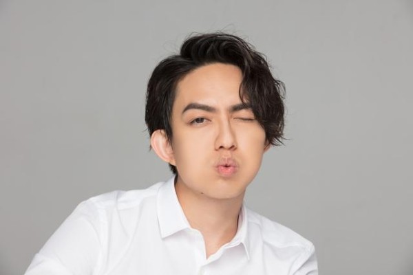 拥有独到的唱腔，林宥嘉辨识度超高，个人特色也是独树一帜的存在