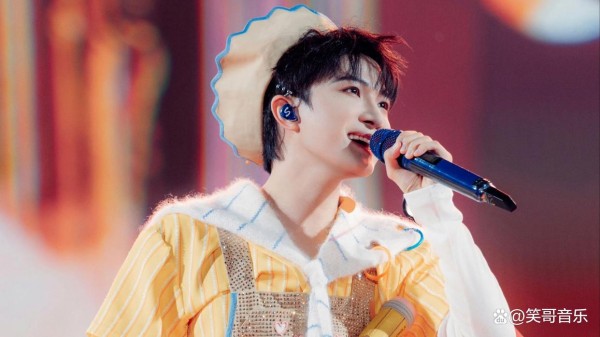 中国唱将通俗唱法评委周深的声音特色