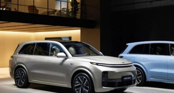 易烊千玺成为理想汽车首位品牌代言人,打破李想坚持不请明星代言的传统,或将引发行业新趋势-有驾