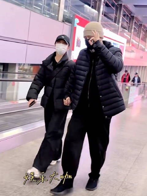 陈建斌蒋勤勤手牵手