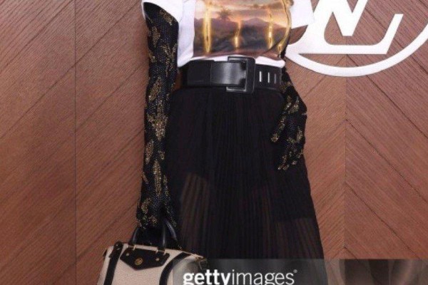 LV秀场明星待遇天差地别：专车VS大巴，掀开时尚圈人情与咖位真相