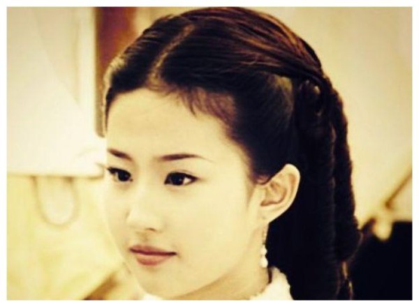 女明星的婴儿肥时期,张柏芝林心如刘亦菲郑爽赵丽颖,你最喜欢谁