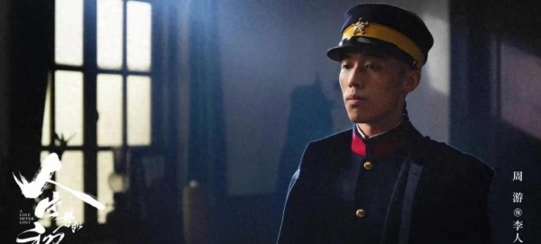 非传统面庞闯荡演艺圈:周游用实力打破颜值偏见