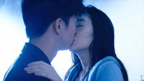 李小璐悄悄关注了薛之谦，引发热议