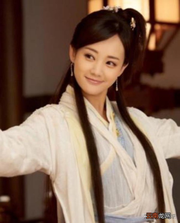 李一桐曾经是赵丽颖的专属替身 赵丽颖的替身