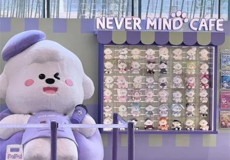 李佳琦涉足线下零售,开设首家奈娃家族咖啡店