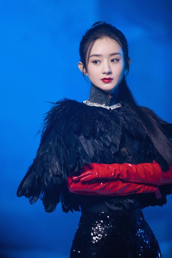 已有两部剧待播,赵丽颖又官宣新剧,不靠流量靠作品?