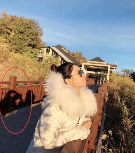 赵丽颖唐嫣晒自己的丈夫，然而差距一看便知。