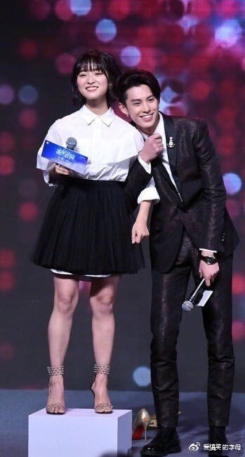 沈月回应杉菜是绿茶：我这版还好 网友：这版腿不太好