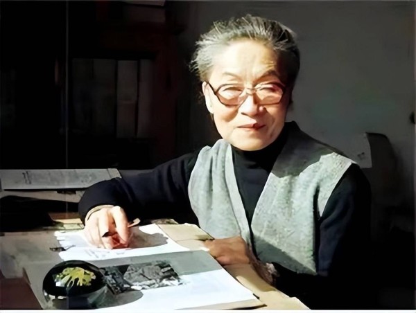 杨绛与张爱玲——出身不同、写作风格迥异的两位同时代才女