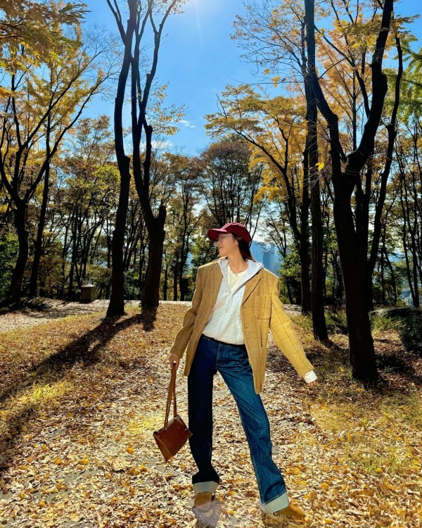 2025勃肯鞋還流行嗎？醜鞋變成紅毯時尚，時尚名人勃肯鞋穿搭一次看