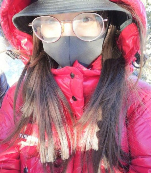 唐嫣新年首晒自拍包裹严实,一张秒删的照片引关注疑与罗晋度蜜月