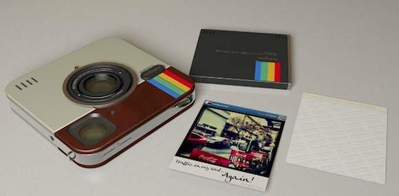 宝丽来和Instagram合作的相机