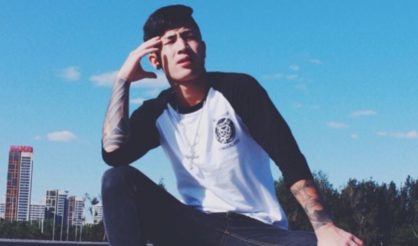 仙洋睡过汤唯唯？QJ案过程曝光，涉吸d被带走，女主播为涨粉对醋王