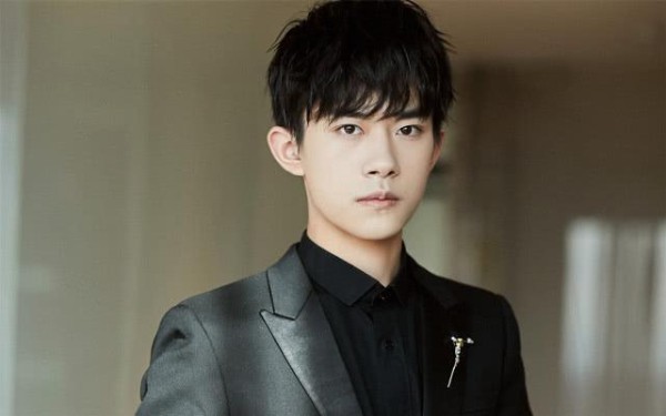 明星势力榜:易烊千玺第四,肖战,朱一龙差距小,第一毫无意外