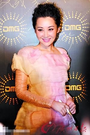 许晴向好莱坞进军与布鲁斯-威利斯搭档(图)