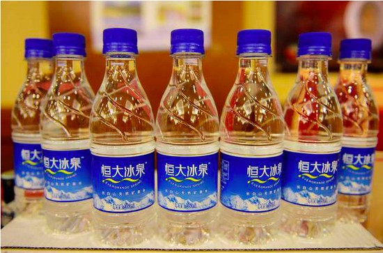 “卖的多，赔的多”许家印的恒大冰泉何以走向末路？