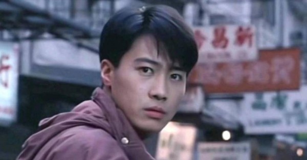 一张定格90年代乐坛男星的珍藏合照,这是一张意义非凡的珍贵合照,几乎网罗了当时最具人气的偶像男歌手,他们的同框不仅是回忆的载体