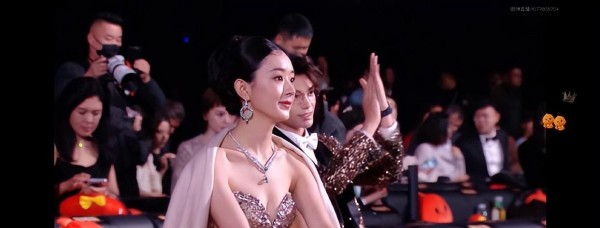 北京之夜，赵丽颖魅力四射，宋佳稳坐C位，李宇春压轴惊艳全场！