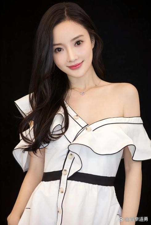 离异单身的李小璐 13 个人物关...@百拳道勇的动态