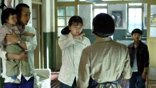 姑姑,我们家来了个人,这个姑姑真的是操碎了心,父母爱情