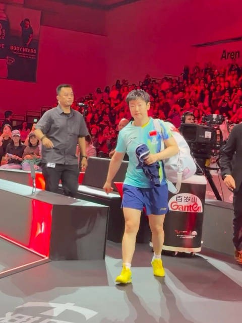 02.27 孙颖莎退场