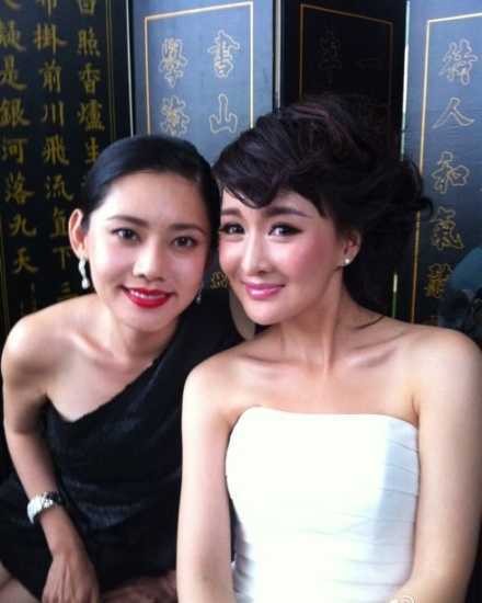 郑亦桐受邀影视盛典 《回家》演员大聚首