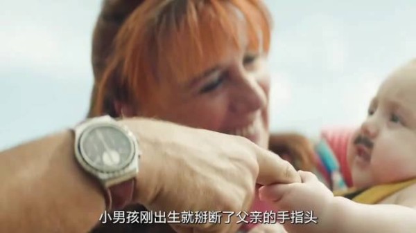 小男孩刚出生时就力大无穷,长至一岁甚至能举起几吨重的轿车