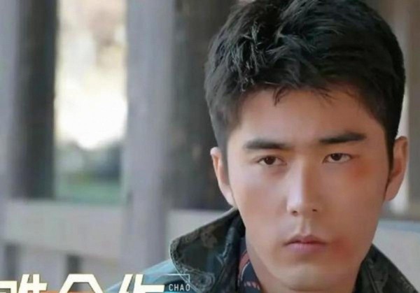 一个18线艺人到底靠什么后台才能保持沉默,刘奕畅事件背后受害者多年忍耐终于爆发,揭露娱乐圈不为人知的潜规则与权力博弈