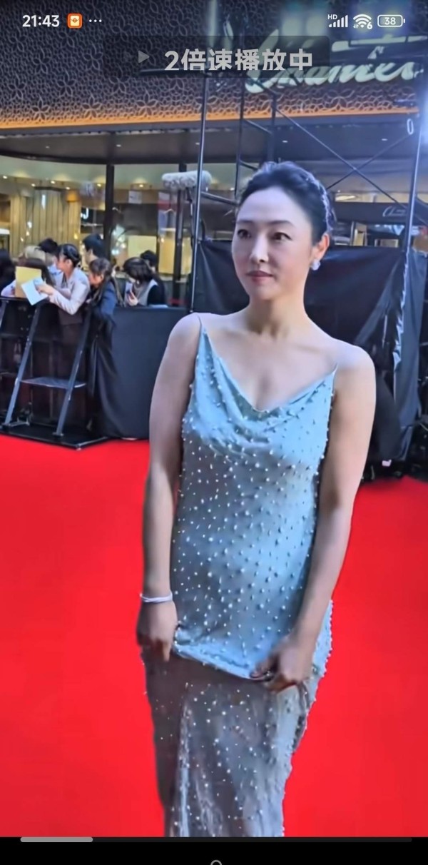 娱乐圈独行侠图鉴：当明星不签公司，他们靠什么站稳脚跟？