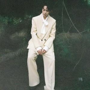 张栋梁为什么要给歌迷补发新年红包?