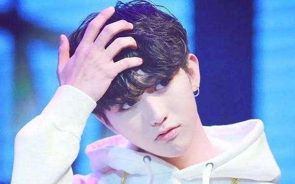 最具人气10个小鲜肉男星（上），个个都是潜力股 第一实至名归