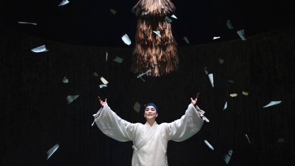 如何看待越剧《苏东坡》引发的争议?