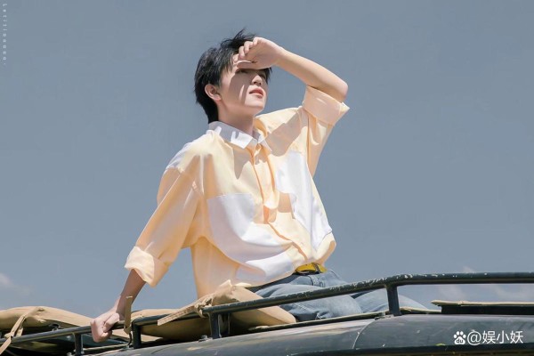 王俊凯春节麻将局曝光，网友直呼：偶像原来这么接地气！