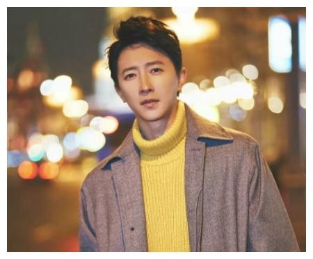 韩庚美女“吻照”曝光,深揭娱乐圈“秘闻”,卢靖姗你不管管?