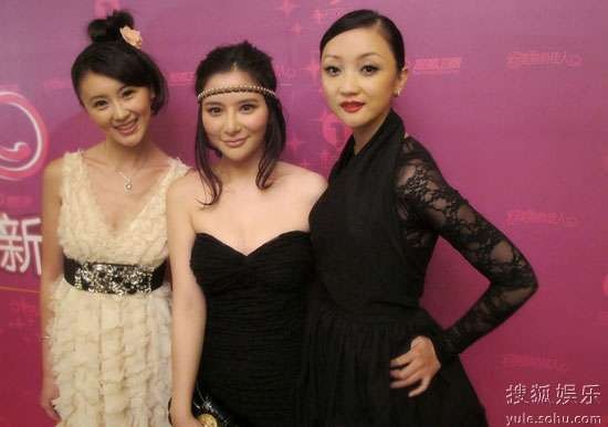美俏盛典成了好友PARTY:张瑶、熊乃瑾、甘薇