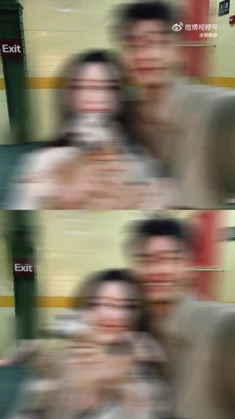 我勒个一家三口!姐姐姐夫最新合照来了