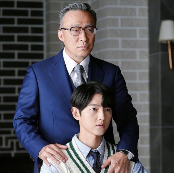 李星民拒女儿当演员，低调护犊心暖人，父爱如山令人感动