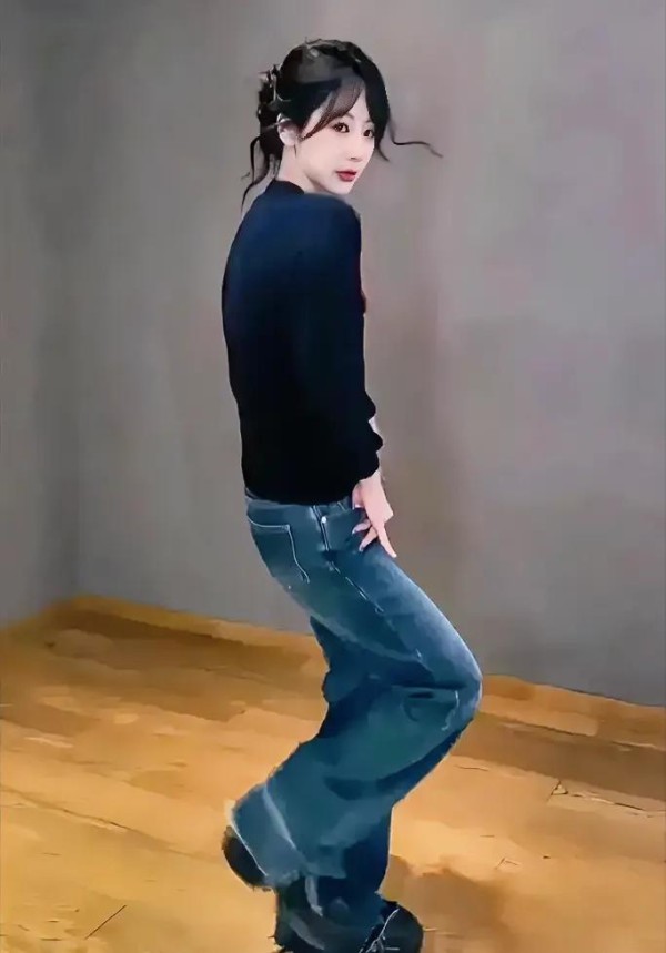 杨紫跳舞爆热搜,解锁演艺新惊喜