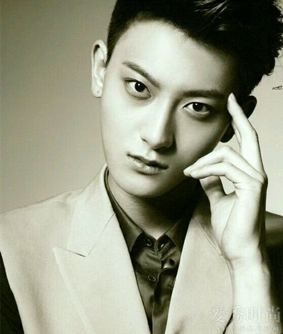 黄子韬睡粉丝事件是怎么回事？王思聪爆料黄子韬睡粉丝是真是假