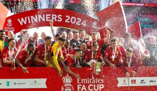 左右中位,由魔力鸟策略来决