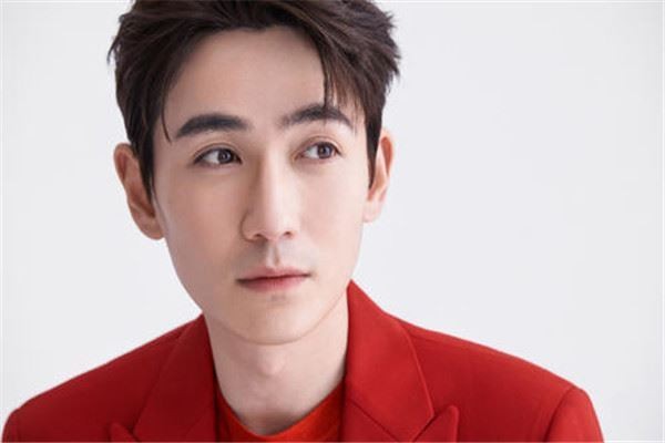 十大顶级流量明星排名：易烊千玺上榜，第八资源好