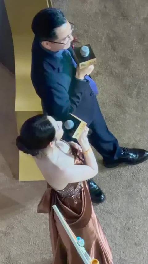 王玉雯品牌活动饭拍合集曝光